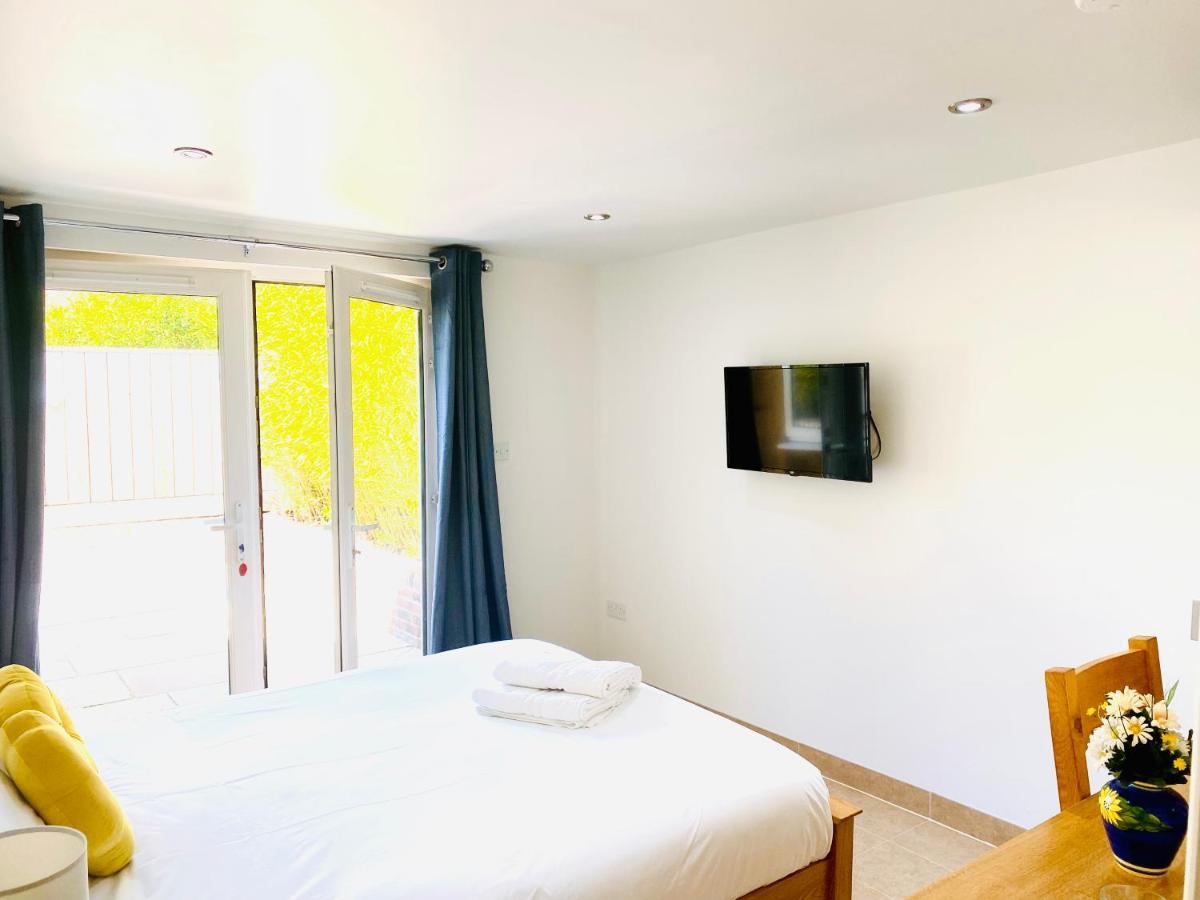 Amber Lodge Hickstead-C ヘイワーズ・ヒース エクステリア 写真